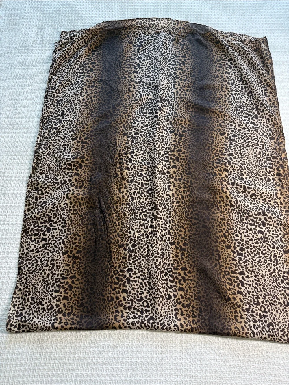 Brown and tan animal/leopard print hombre scarf